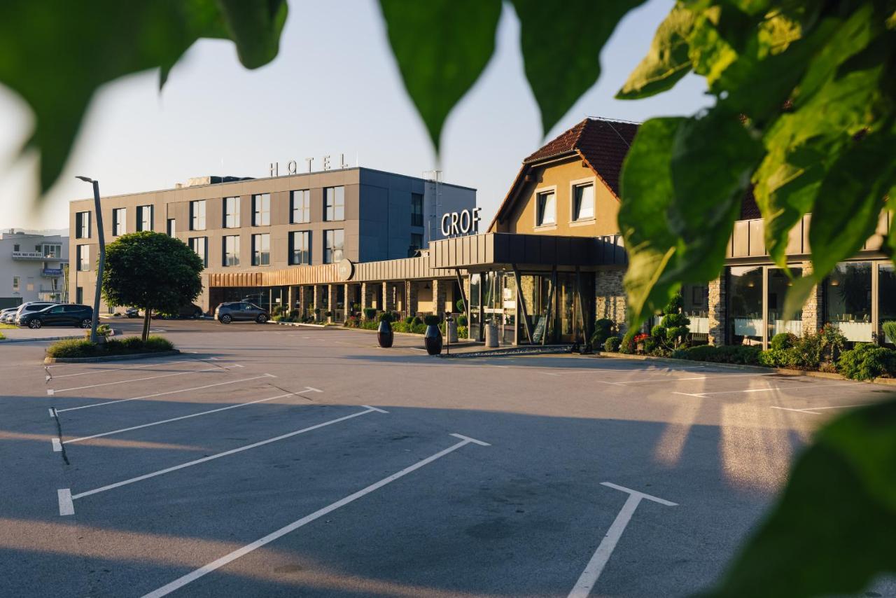 Hotel Grof Vransko Exterior photo